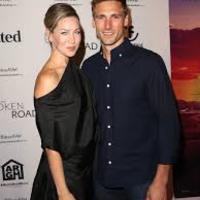 Profile picture of Cassandra and Andrew Walker