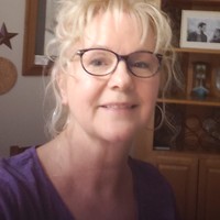Profile picture of Linda Kiefer