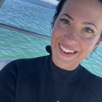Profile picture of Nina Lee