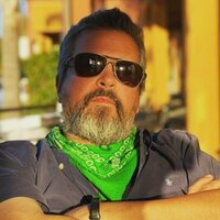 Profile picture of Robert Holmes